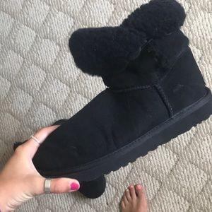 Uggs #black #short #button